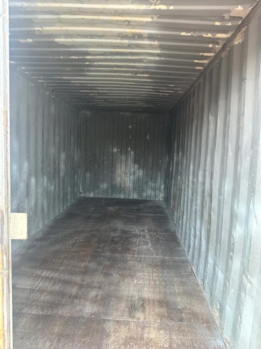 20ft shipping container - Image 1
