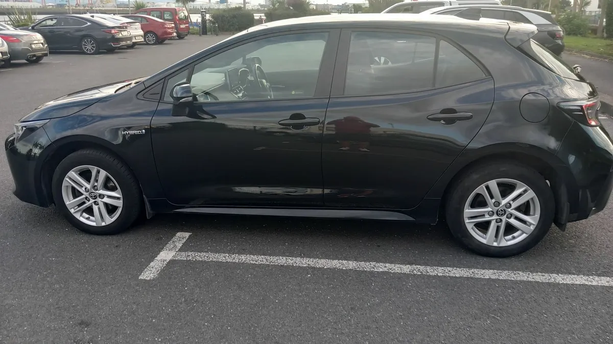 Toyota Corolla 2021 - Image 4