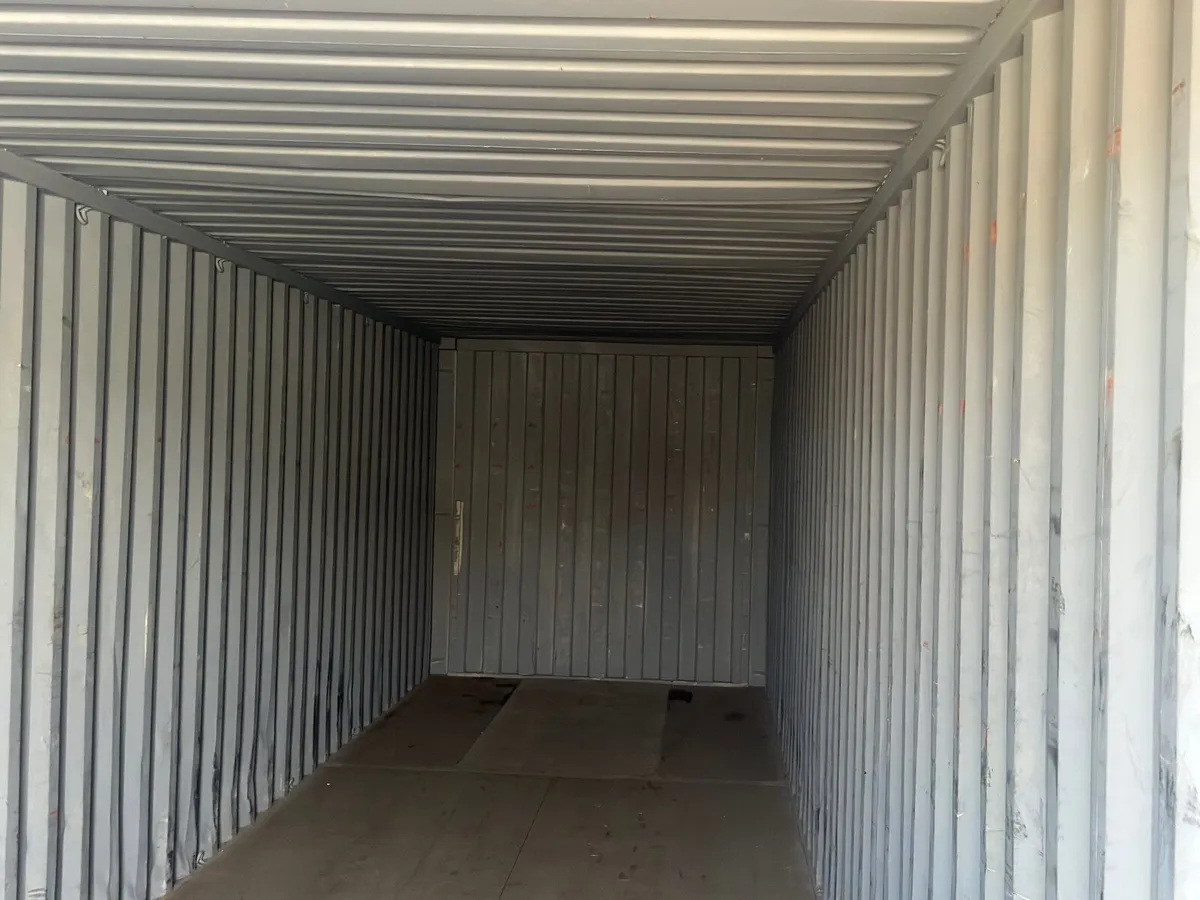 40ft HC shipping container - Image 1