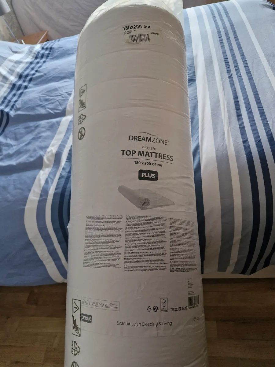 Super king topper mattress - Image 1