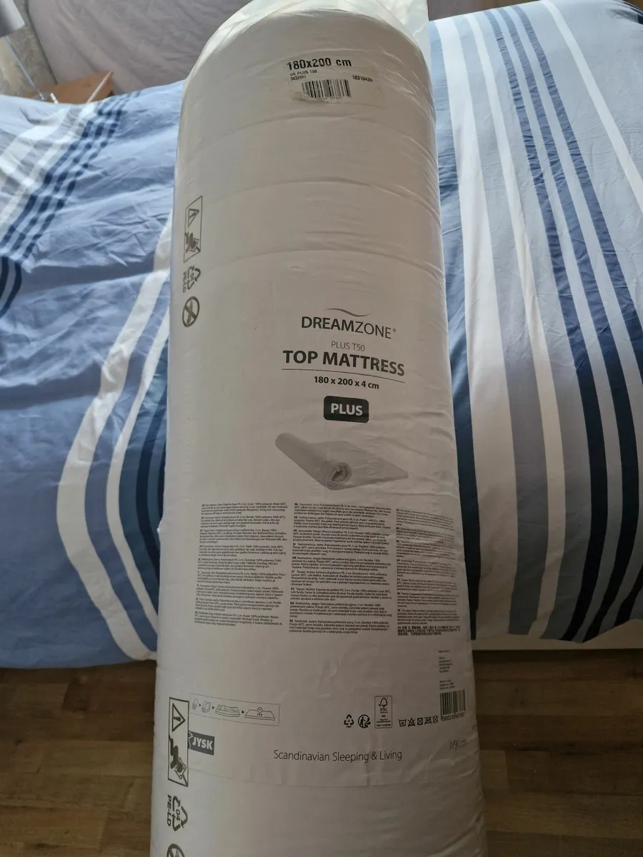 Super king topper mattress - Image 2