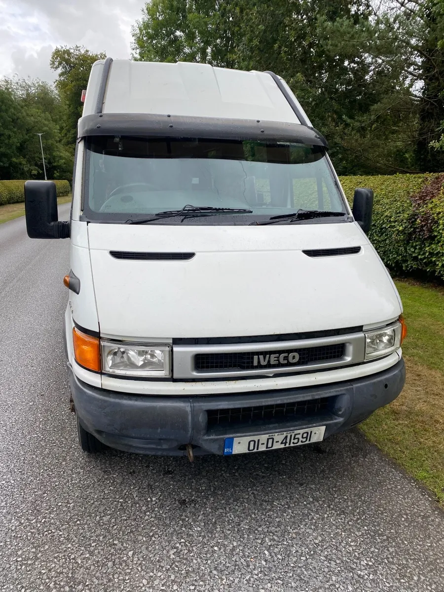 01 IVECO Daily Campervan - Image 1