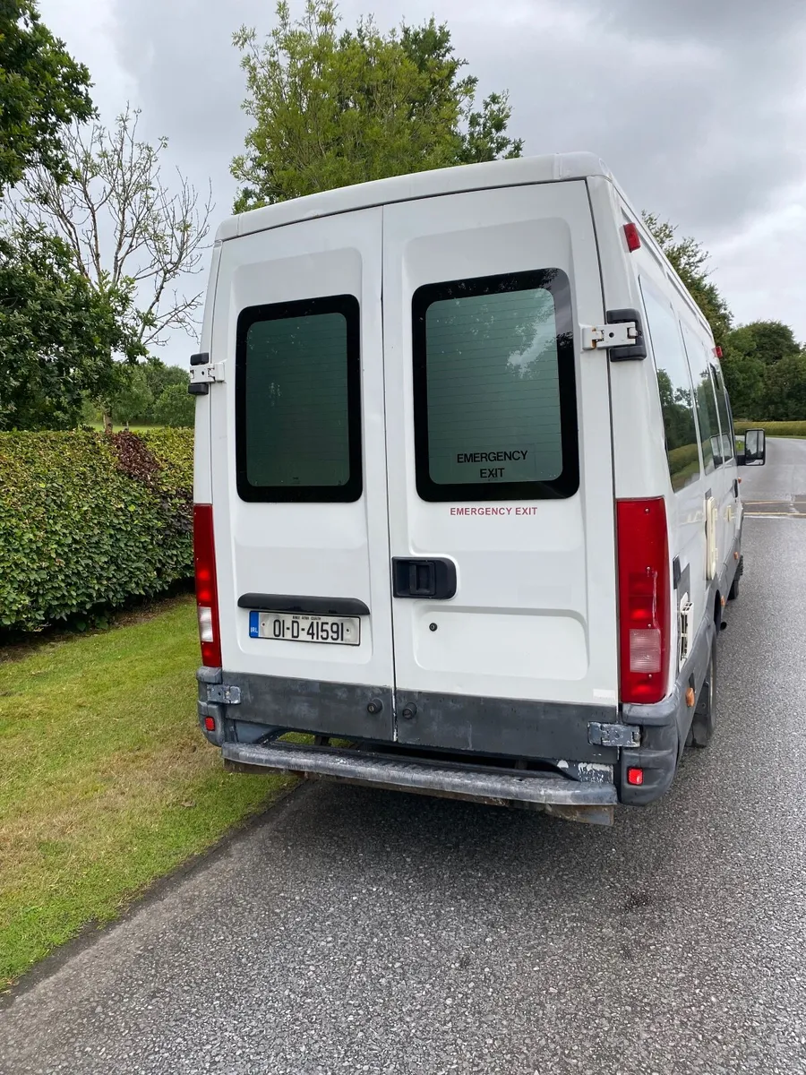 01 IVECO Daily Campervan - Image 4