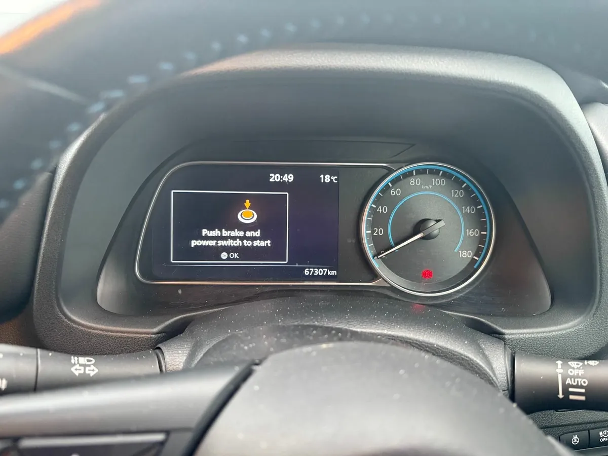 Nissan Leaf 2022 62 Kwh SVE ProPilot - Image 4