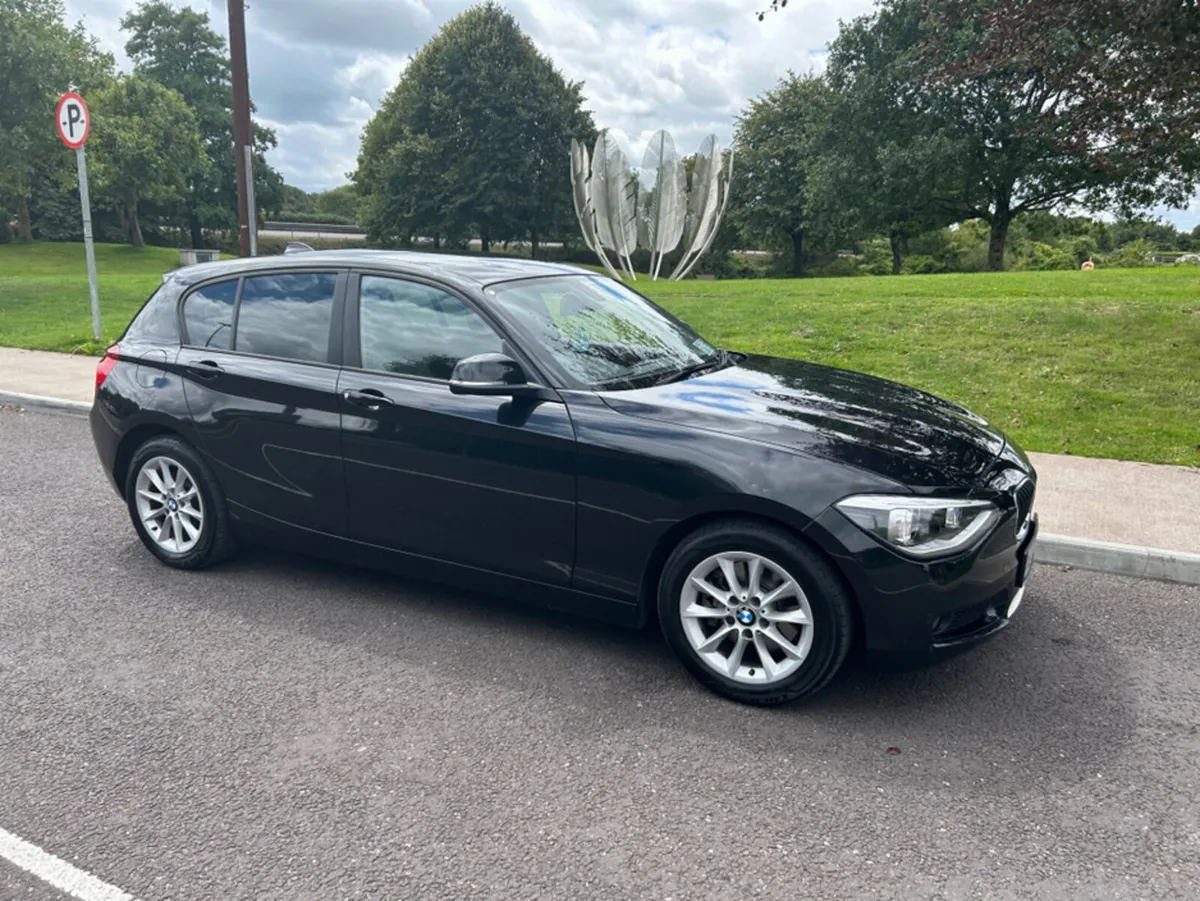 BMW 1-Series NEW NCT 5DR AUTO - Image 2