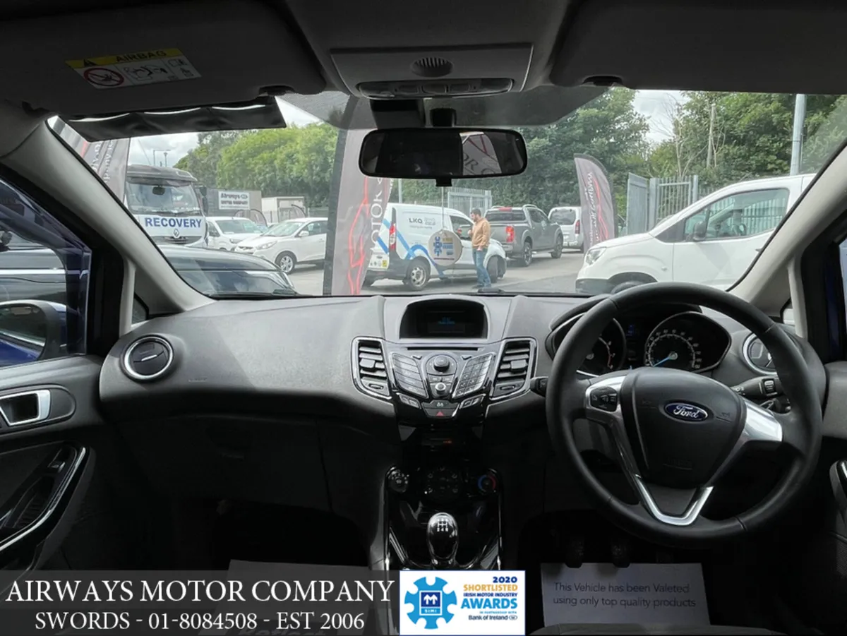 Ford Fiesta ZETEC * 1.25 * MANUAL * 5DR * AIRCON * - Image 4