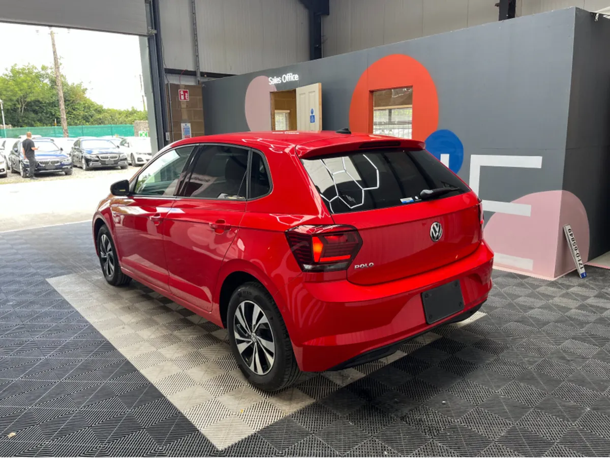 Volkswagen Polo 1.0 TSI COMFORT LINE / 44k KMs / R - Image 4