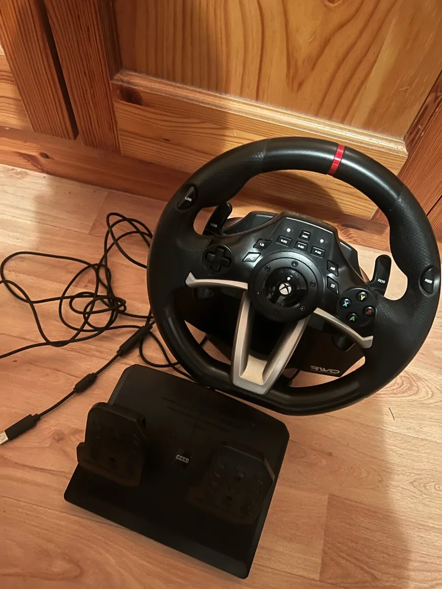 Xbox One Racing Wheel With Pedals - Image 1