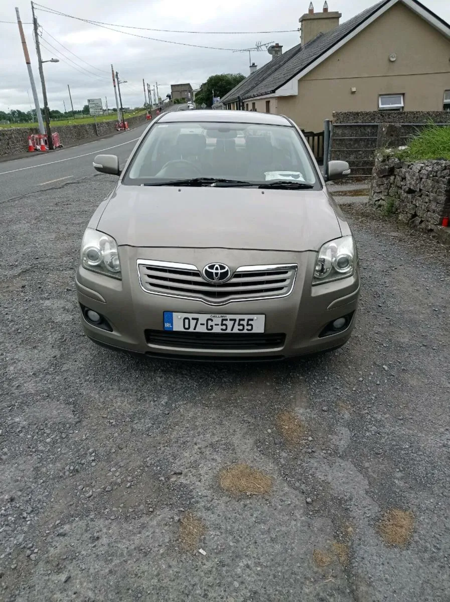 Toyota Avensis - Image 1