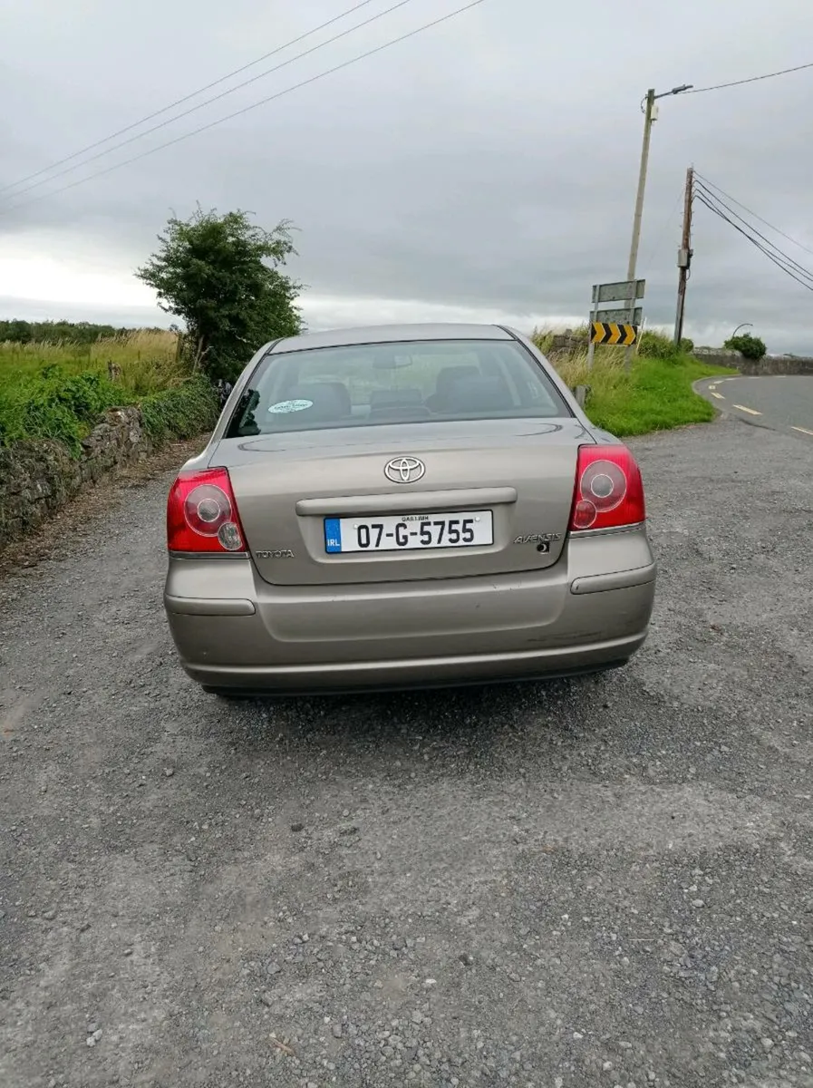 Toyota Avensis - Image 2