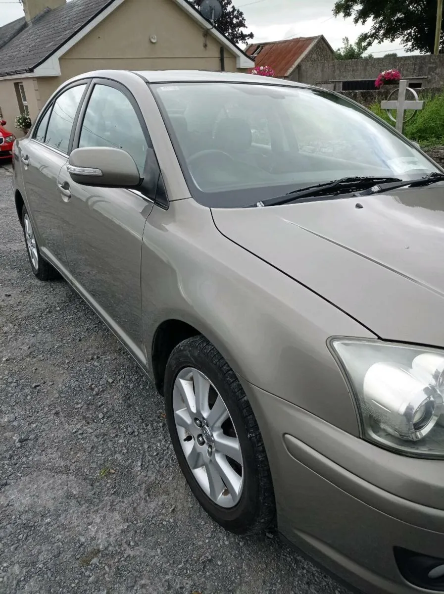 Toyota Avensis - Image 4