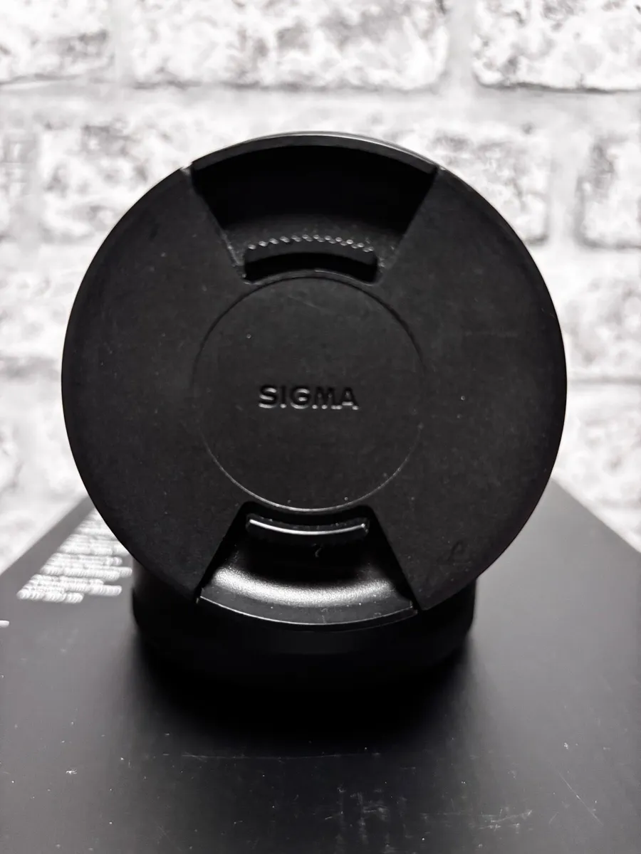 Sigma 18-35mm F1.8 DC HSM Art Lens for Canon EF - Image 2