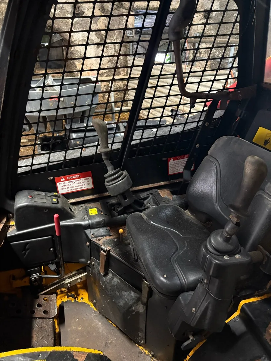 Jcb robot skidsteer - Image 2