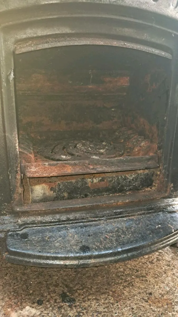 Cast Iron Stove - Image 4