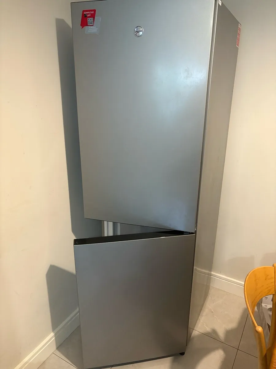 Hoover HOCE4T618ESK Smart 60/40 Fridge Freezer - Image 1