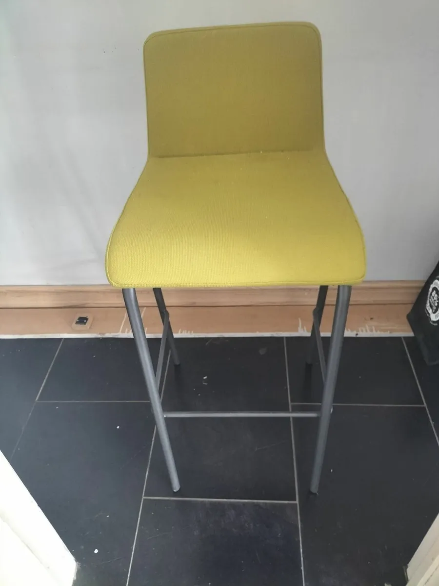 2  High stools - Image 1