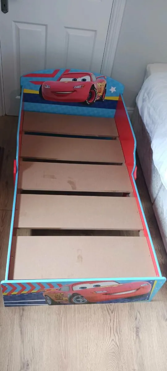 Bed - Image 2