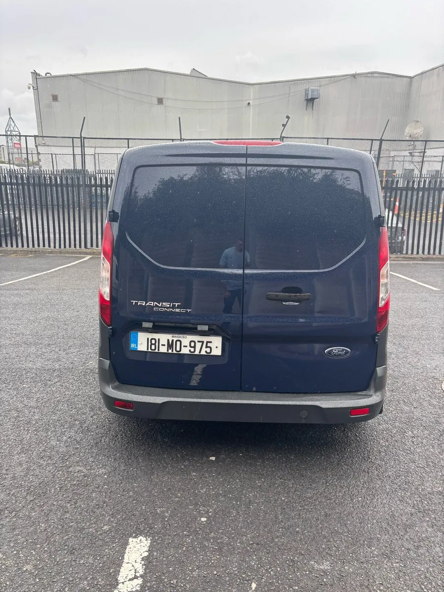 Ford transit connect - Image 4