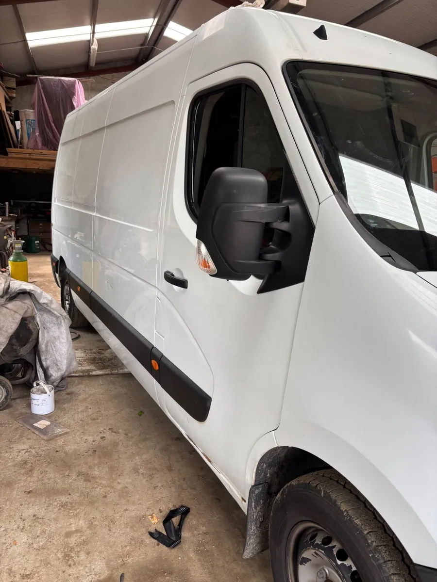 Renault Master 2017 - Image 3