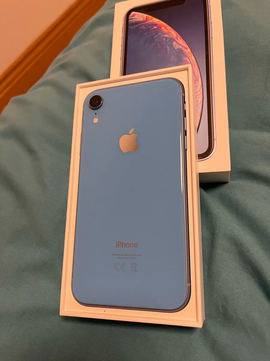 iPhone XR - Image 1