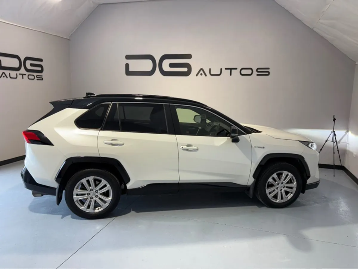 Toyota Rav4 2.5 Icon 4X2 215BHP 5DR A Auto - Image 2