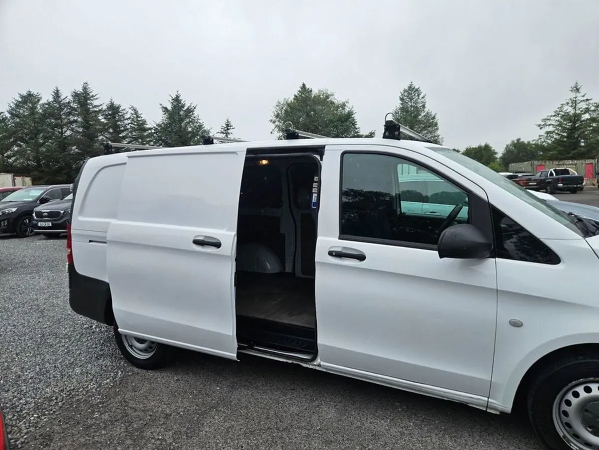 Mercedes-Benz Vito 110 Pure CDI - Image 2