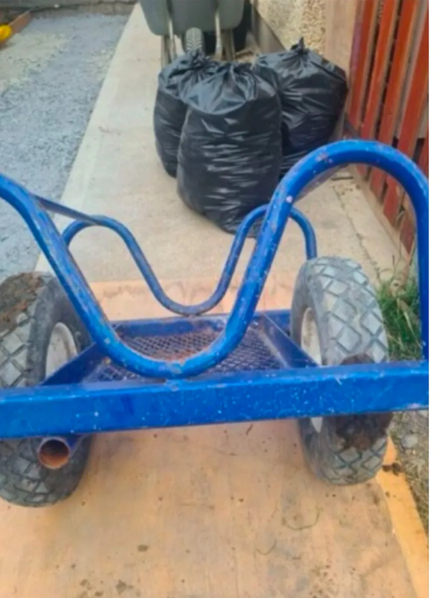 Pipe trolley - Image 1