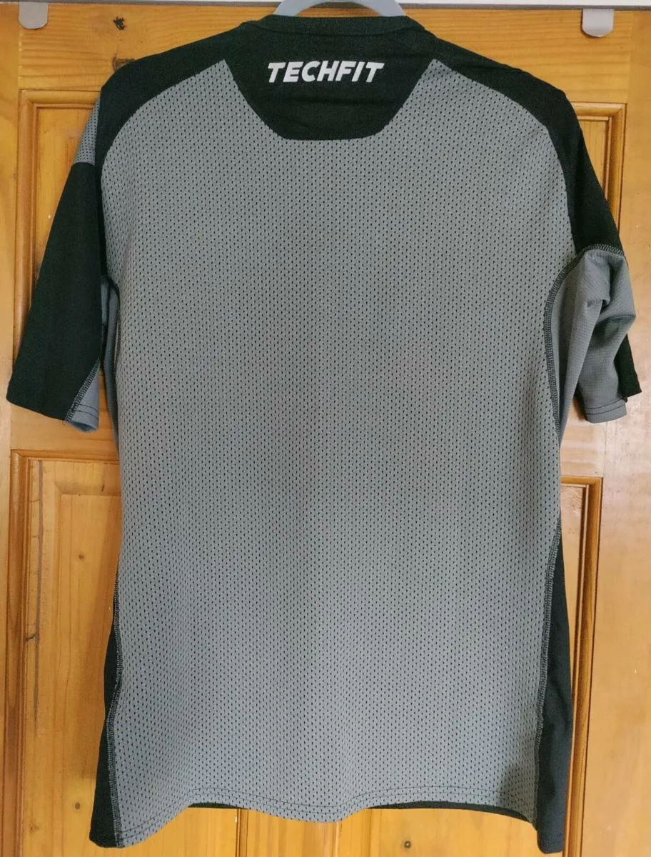 Adidas Techfit compression 2XL New - Image 3