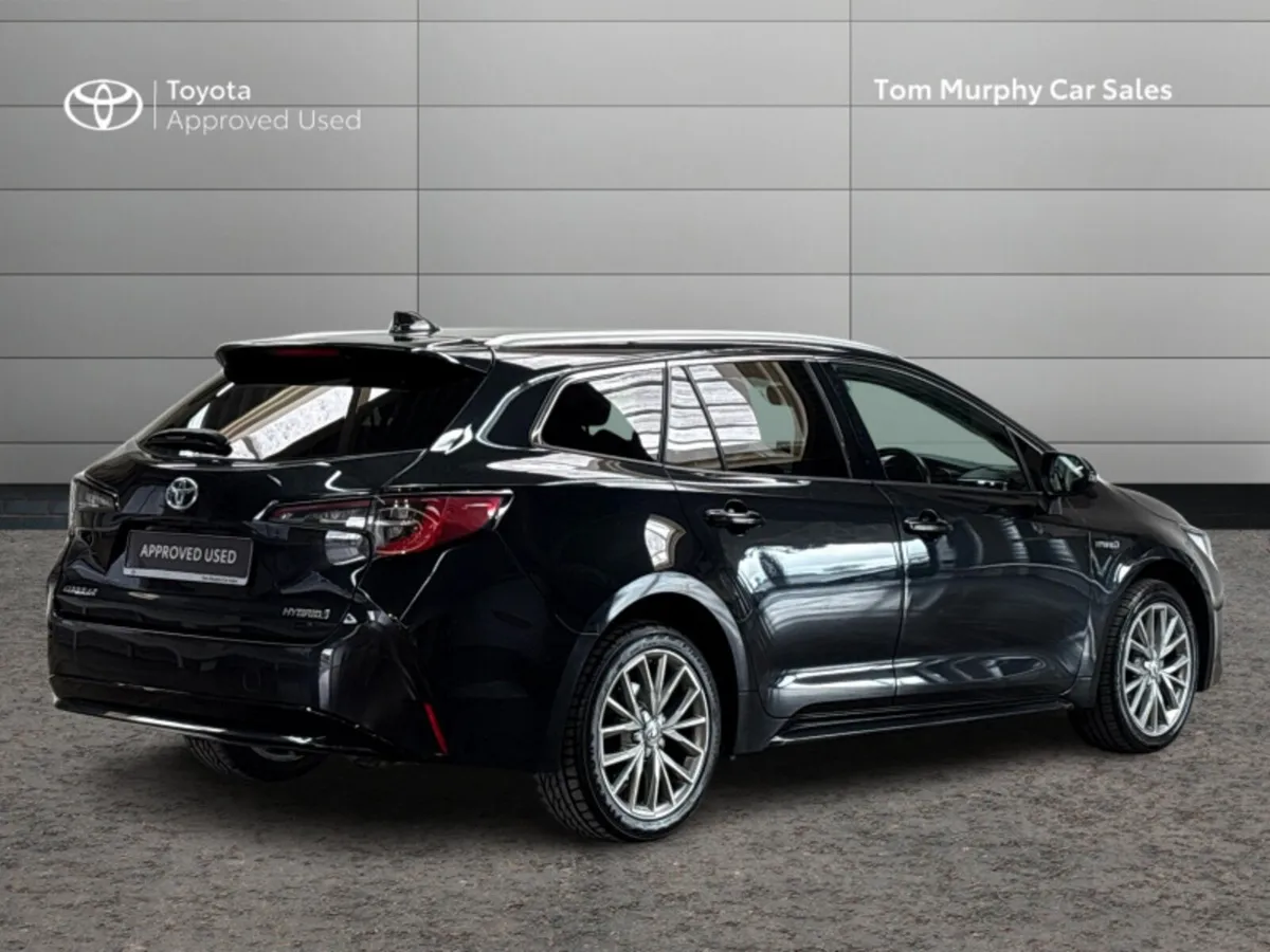 Toyota Corolla COROLLA HYBRID SOL T/S - Image 2