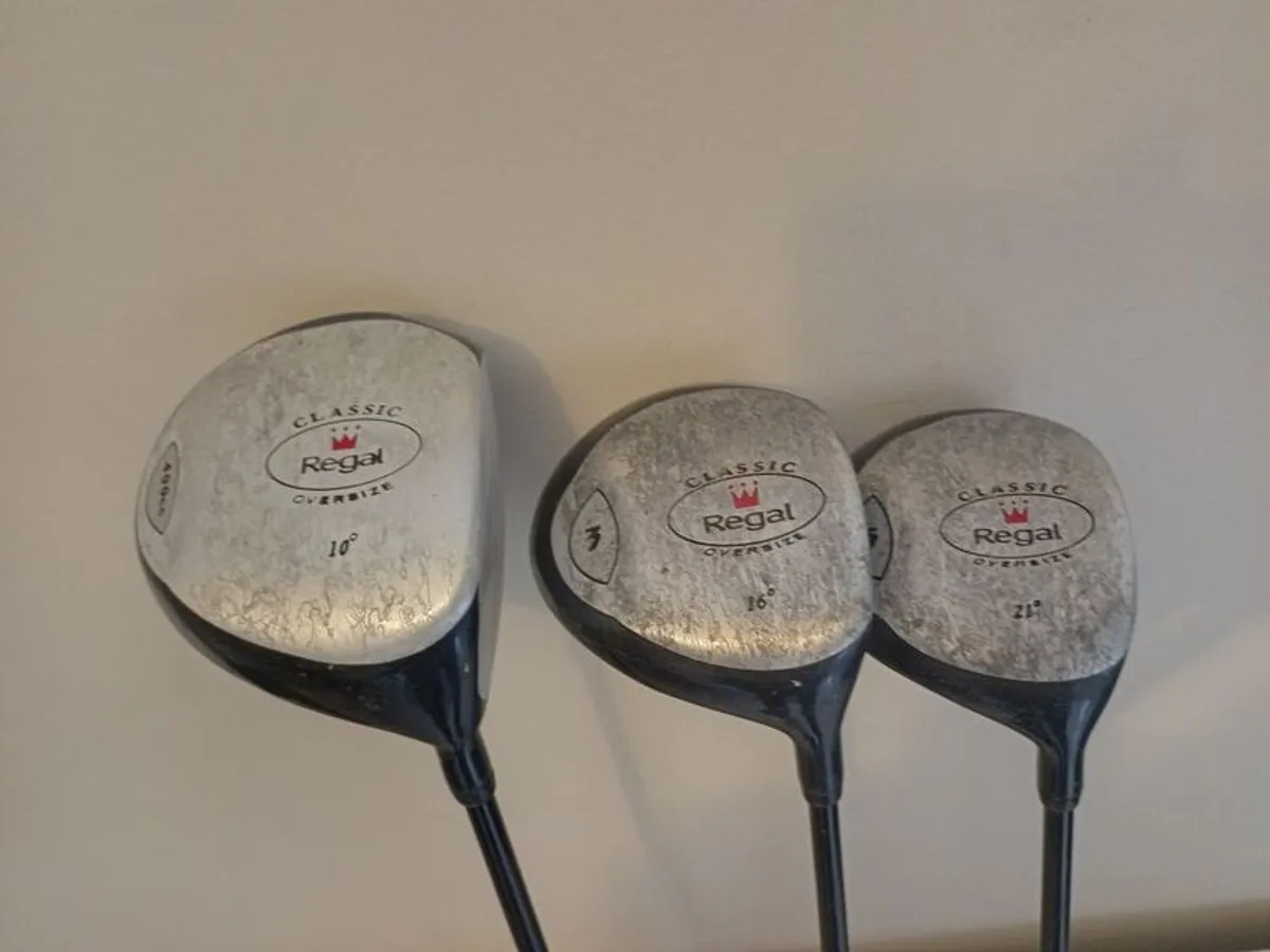 Regal golf clubs . Right handed clubs. - Image 1