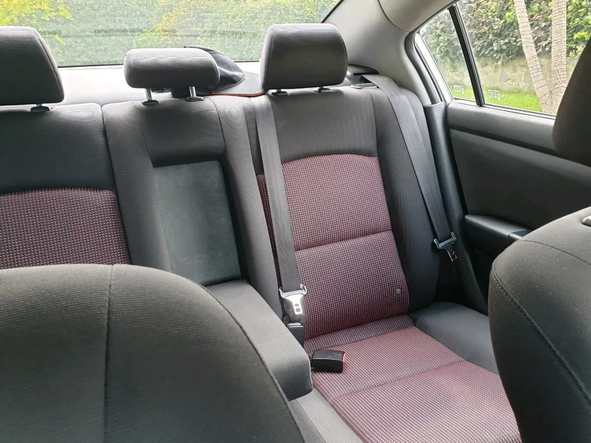 Mazda 3 touring spec 1.6 petrol 2005 - Image 3