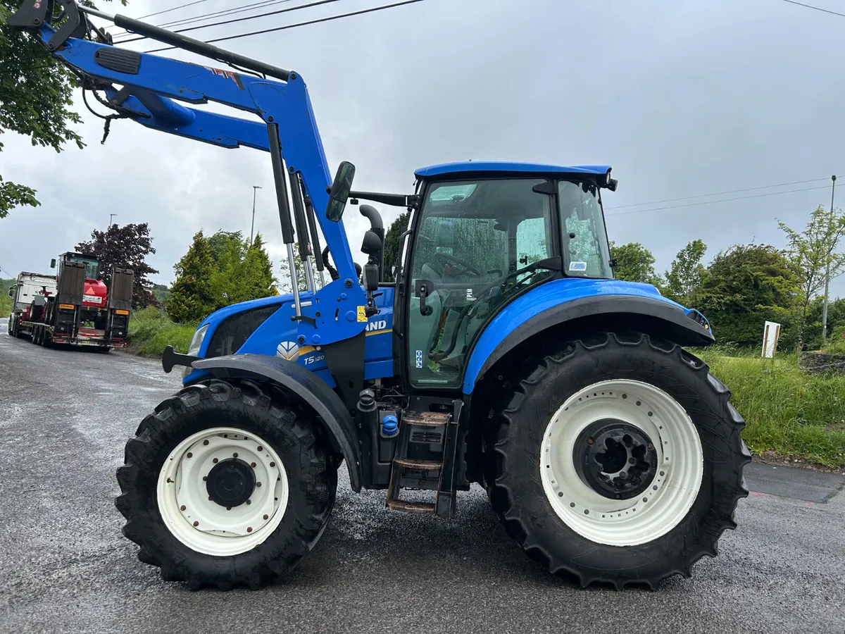 2020 New Holland T5-120 with MX Loader - Image 3