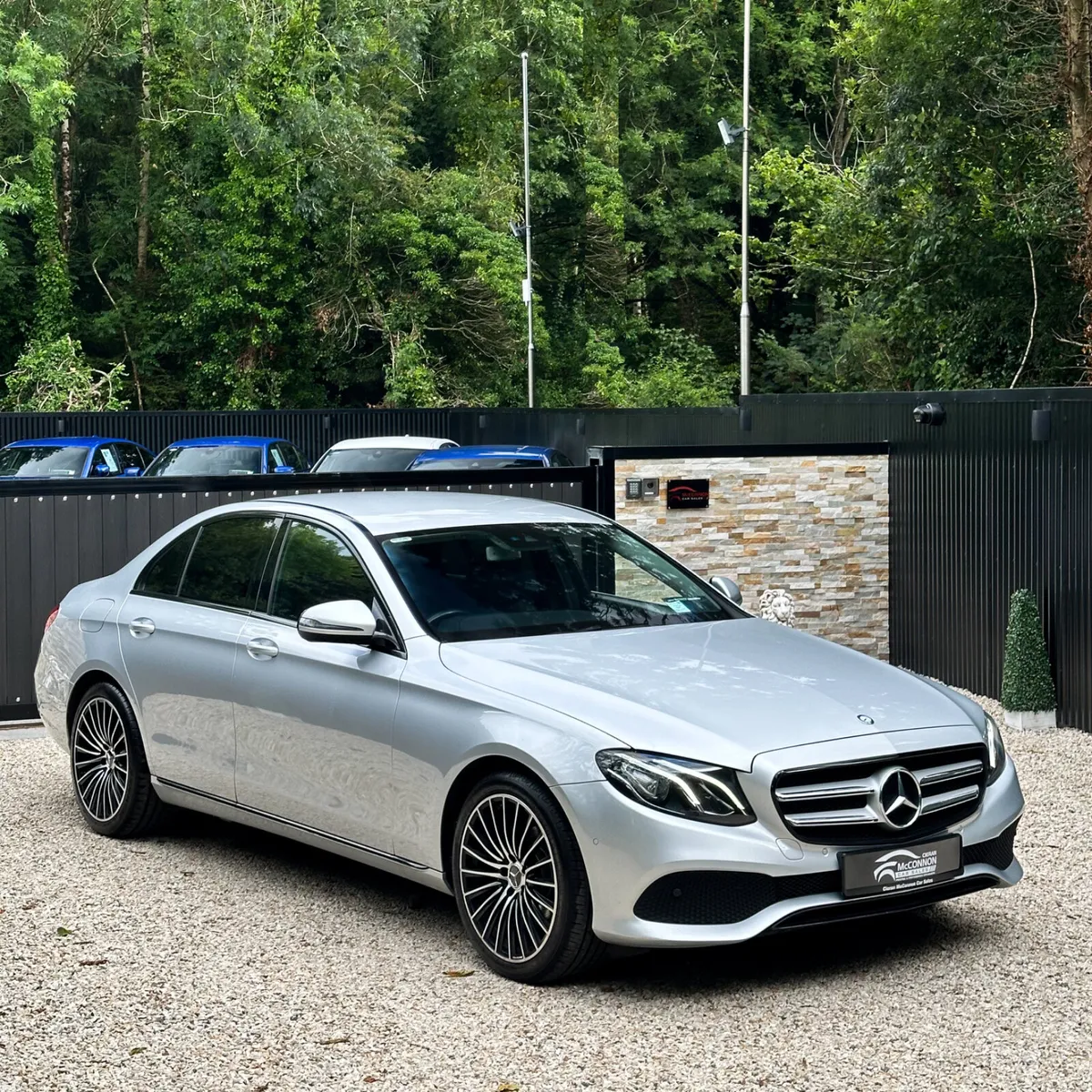 2017 (171) Mercedes-Benz E220 SE 197BHP - Image 1