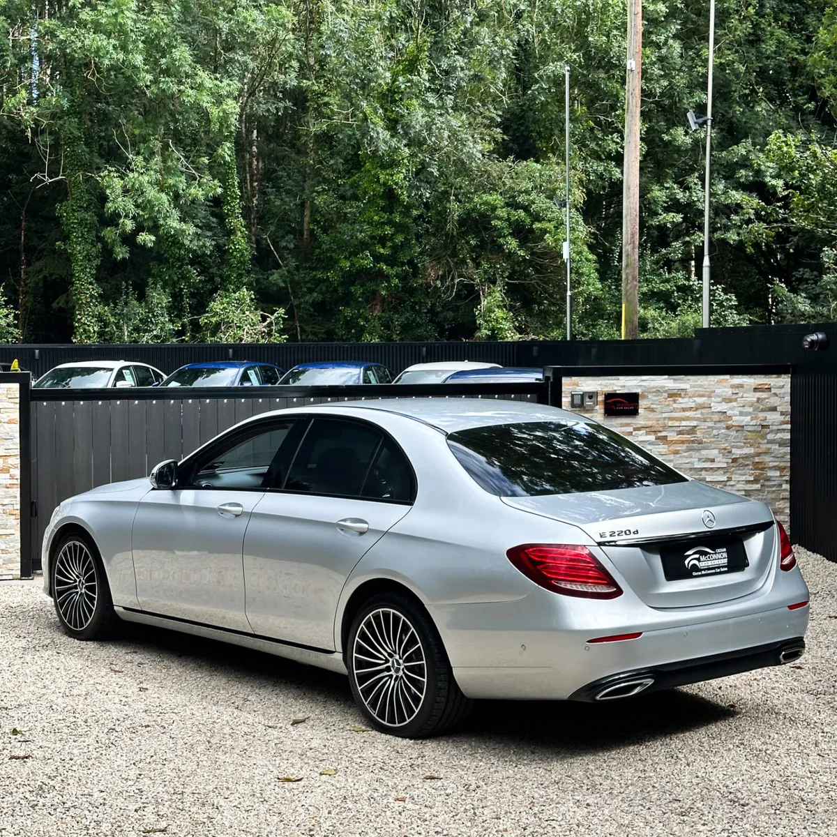 2017 (171) Mercedes-Benz E220 SE 197BHP - Image 2
