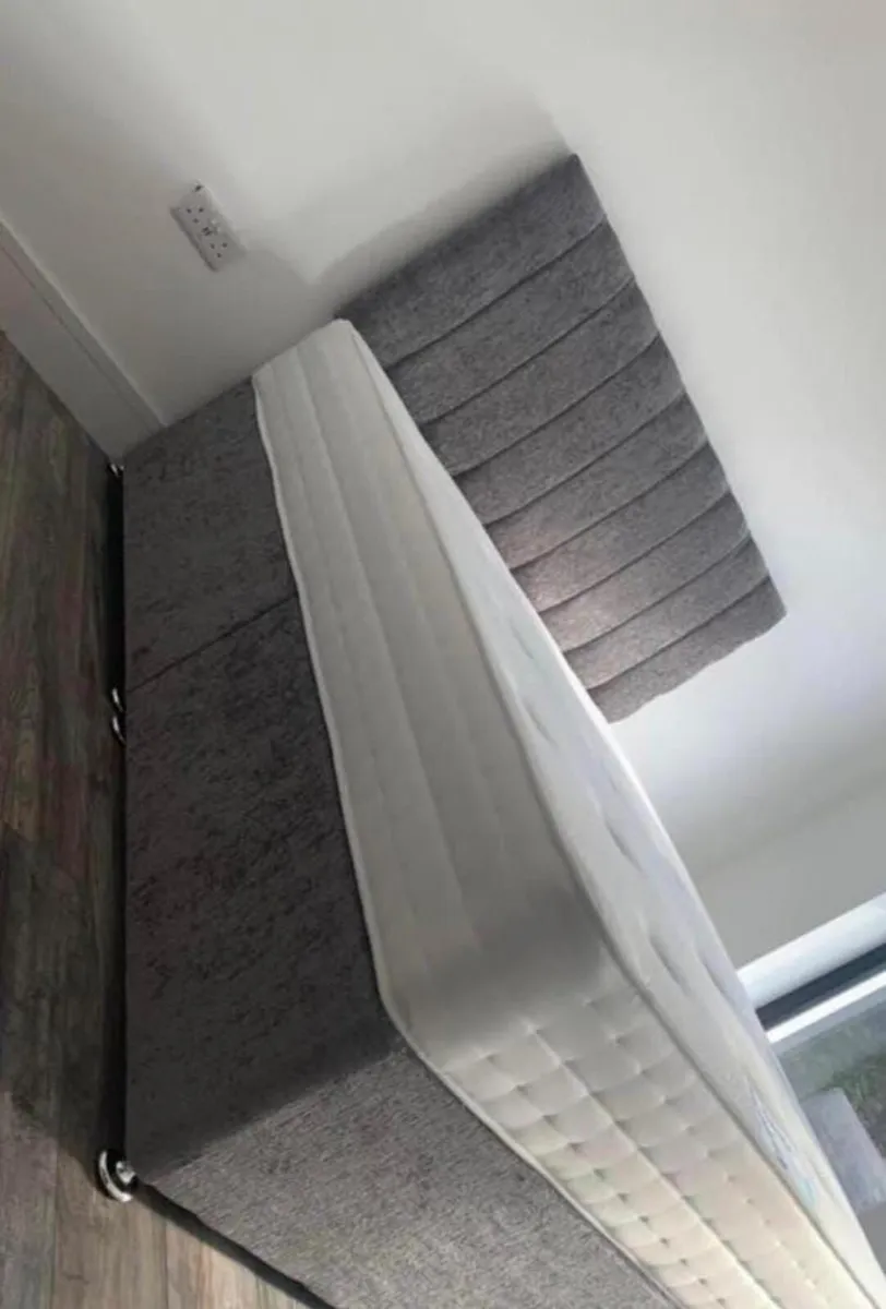 Divan beds and mattress - Image 2