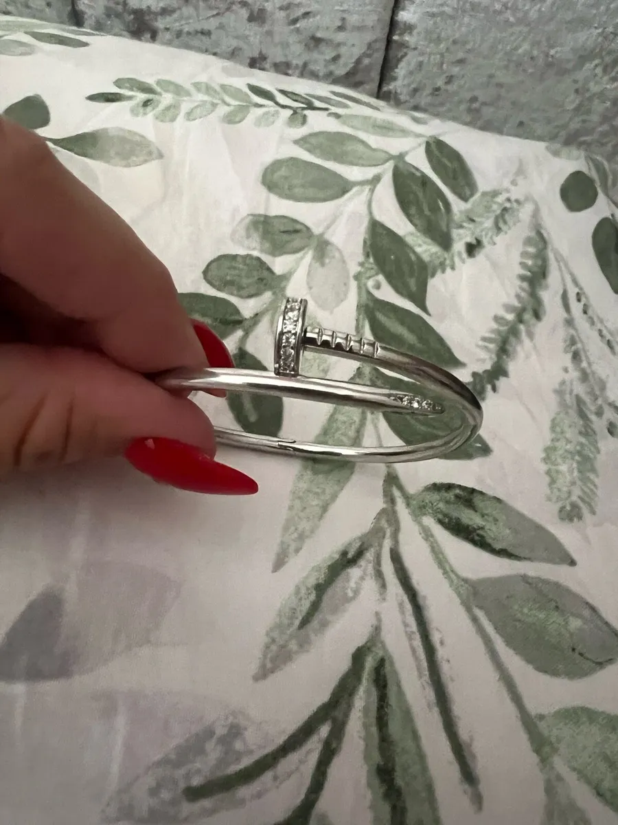 Cartier screw bangle - Image 2