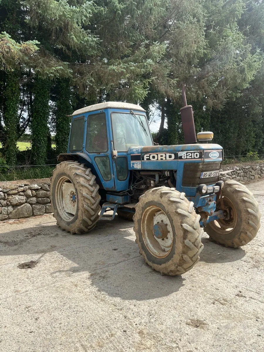 Ford 8210 - Image 2