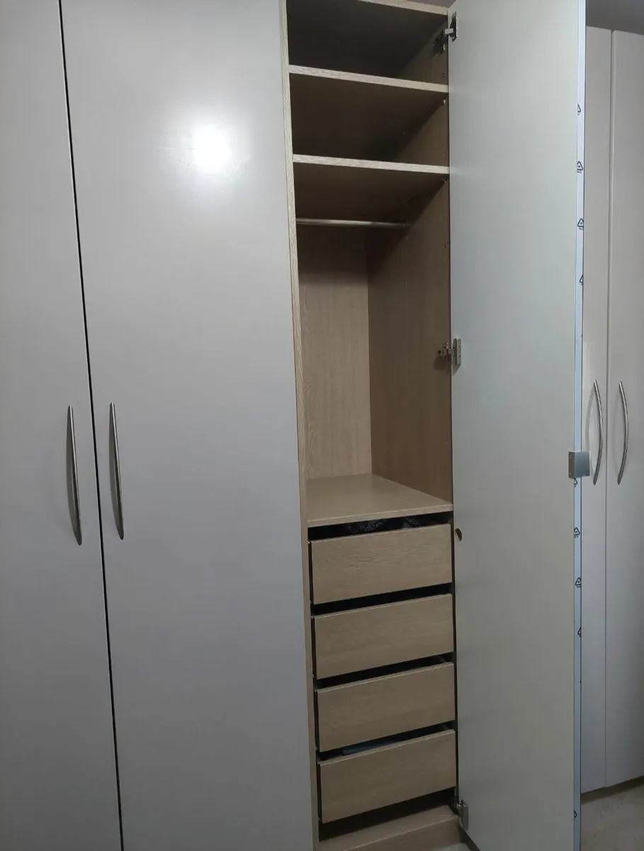 Wardrobe - Image 3