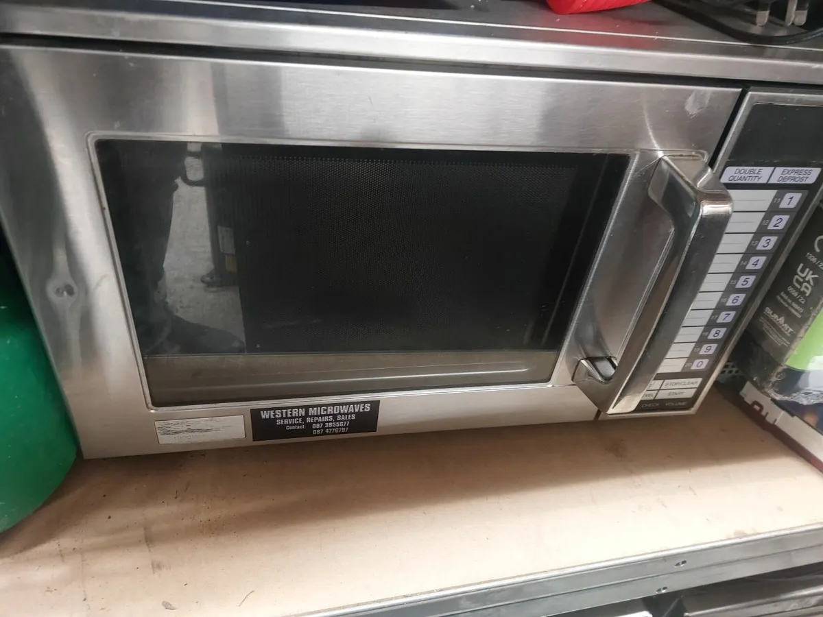 Microwave for sale - Image 1