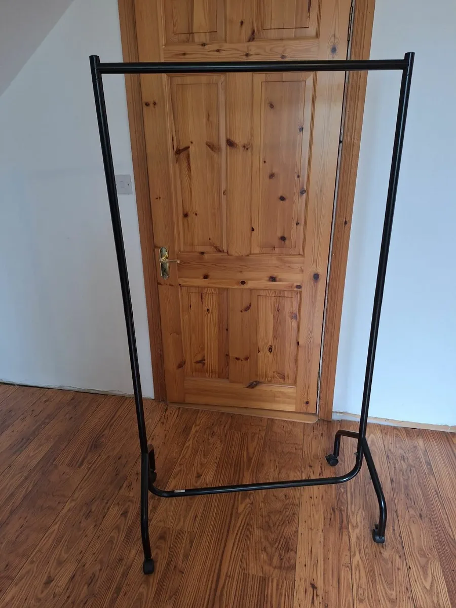Clothing Rails - Image 2