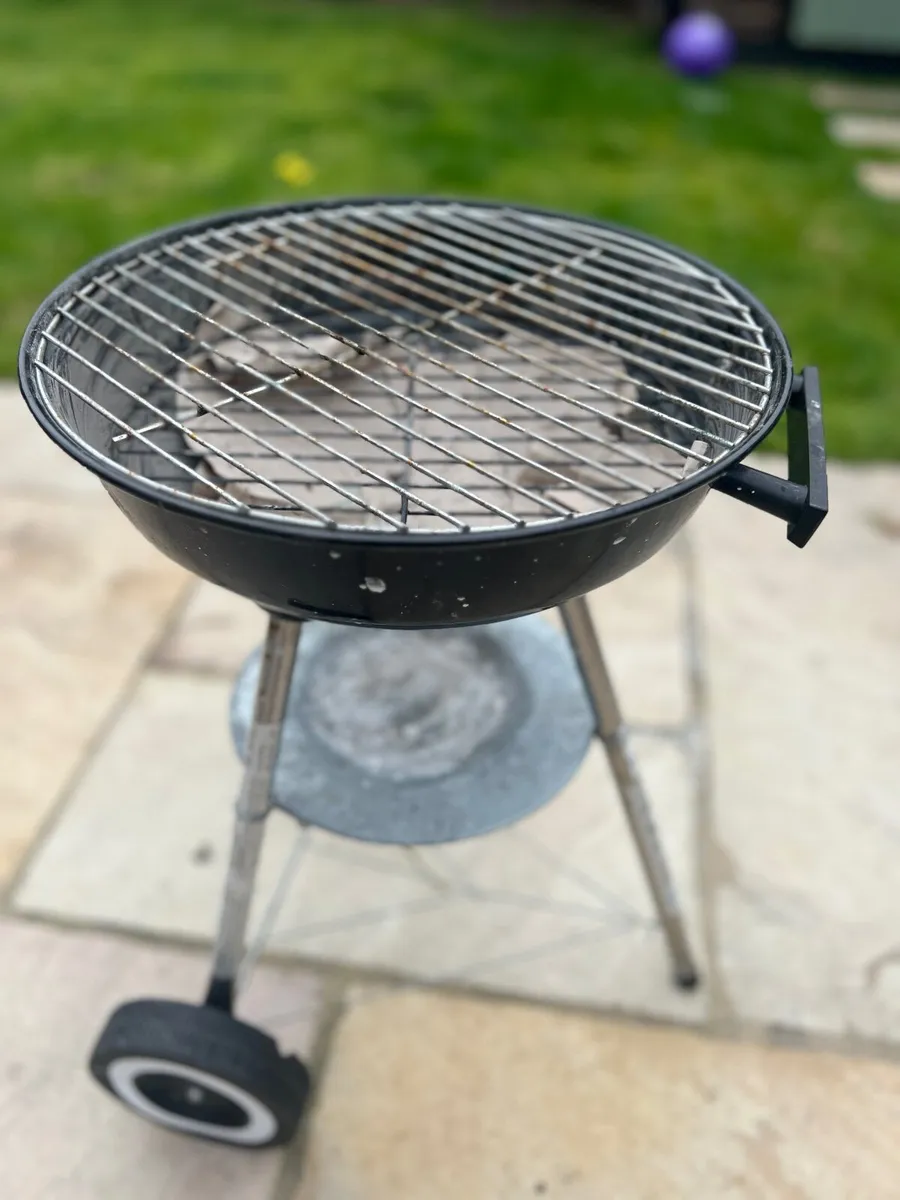 Charcoal Kettle BBQ Black - Image 2