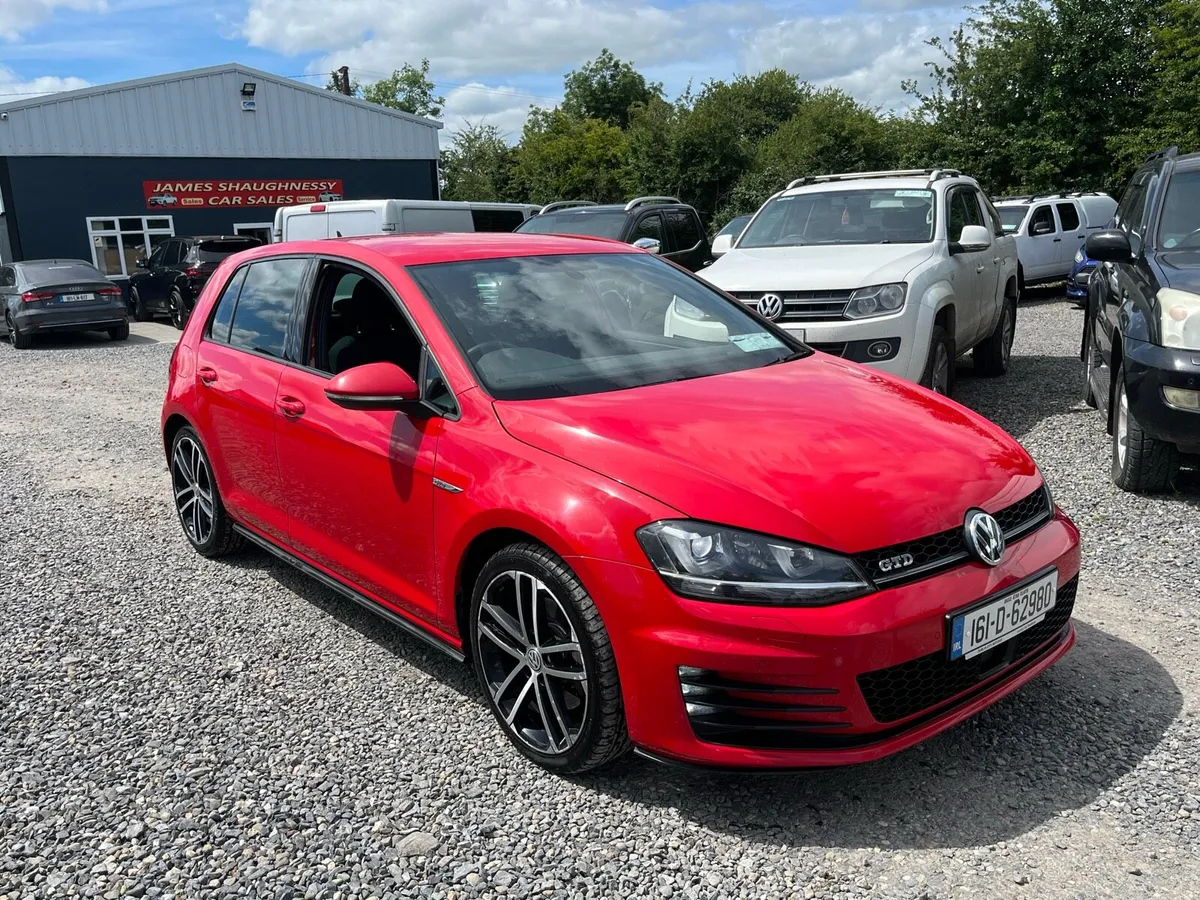 2016 Volkswagen Golf GTD - Image 2