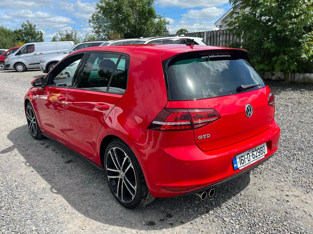 2016 Volkswagen Golf GTD - Image 3