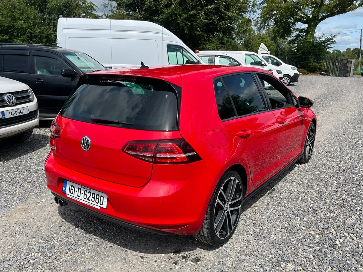 2016 Volkswagen Golf GTD - Image 4