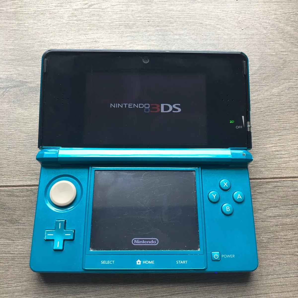 Nintendo 3DS Aqua Blue with SD Charger stylus PAL - Image 2