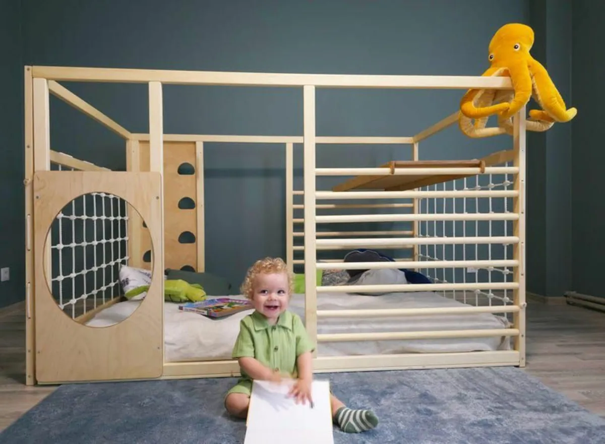 2 × floor beds - Image 2