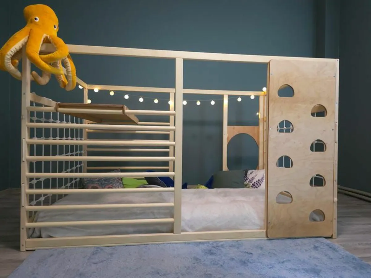 2 × floor beds - Image 3