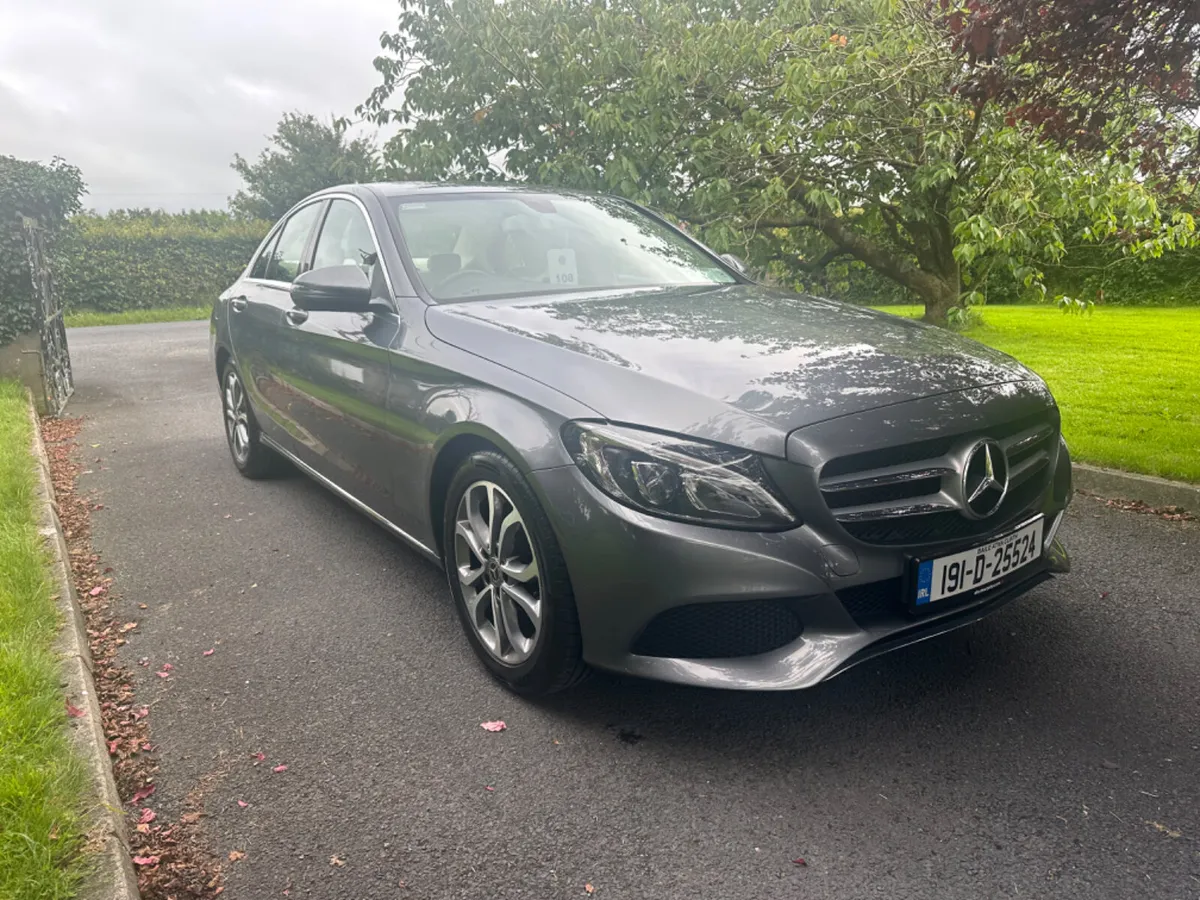 Mercedes-Benz C-Class 2019 - Image 2