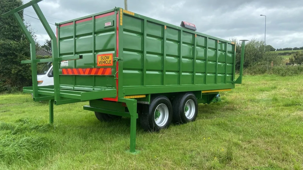 Grain/Baler/Flat Trailer - All in one - Image 2