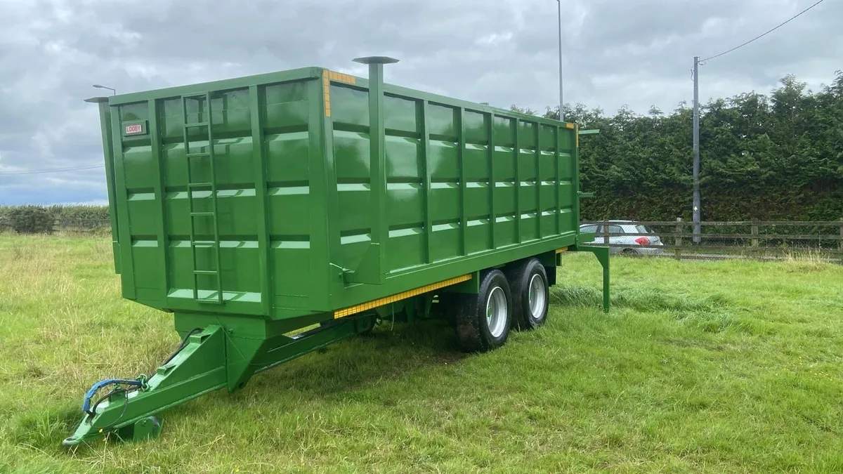 Grain/Baler/Flat Trailer - All in one - Image 3
